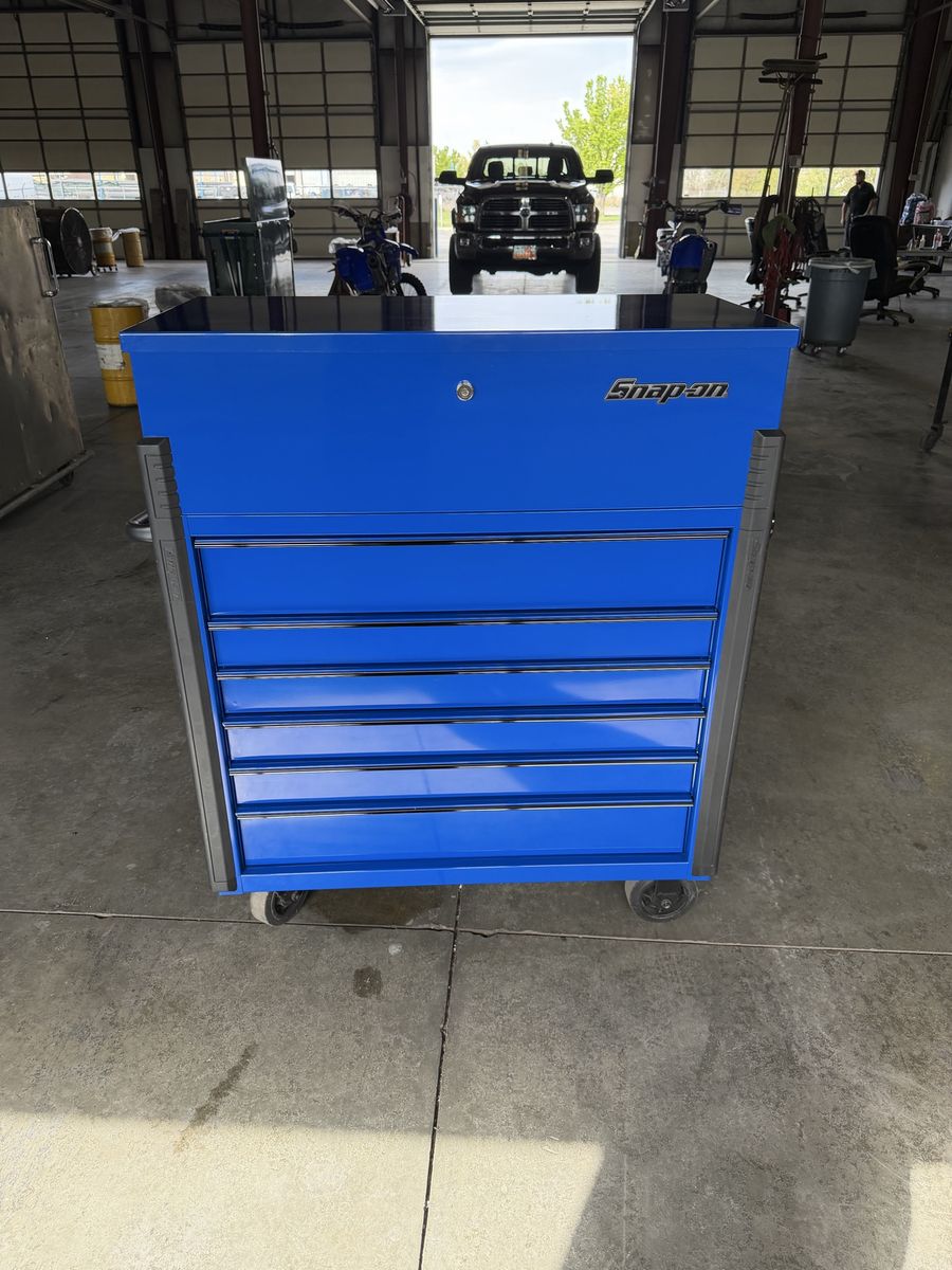 40" Snap-On Rollcart w/ power