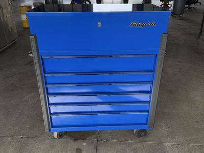 40" Snap-On Rollcart w/ power