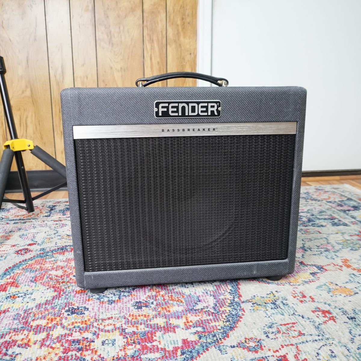 Used Fender Bassbreaker 15