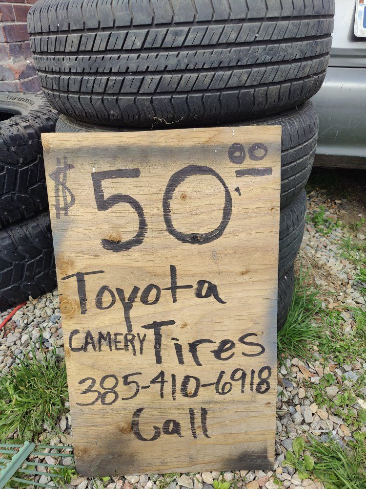 Toyota Camry tires