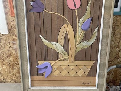 Tulip lath art picture