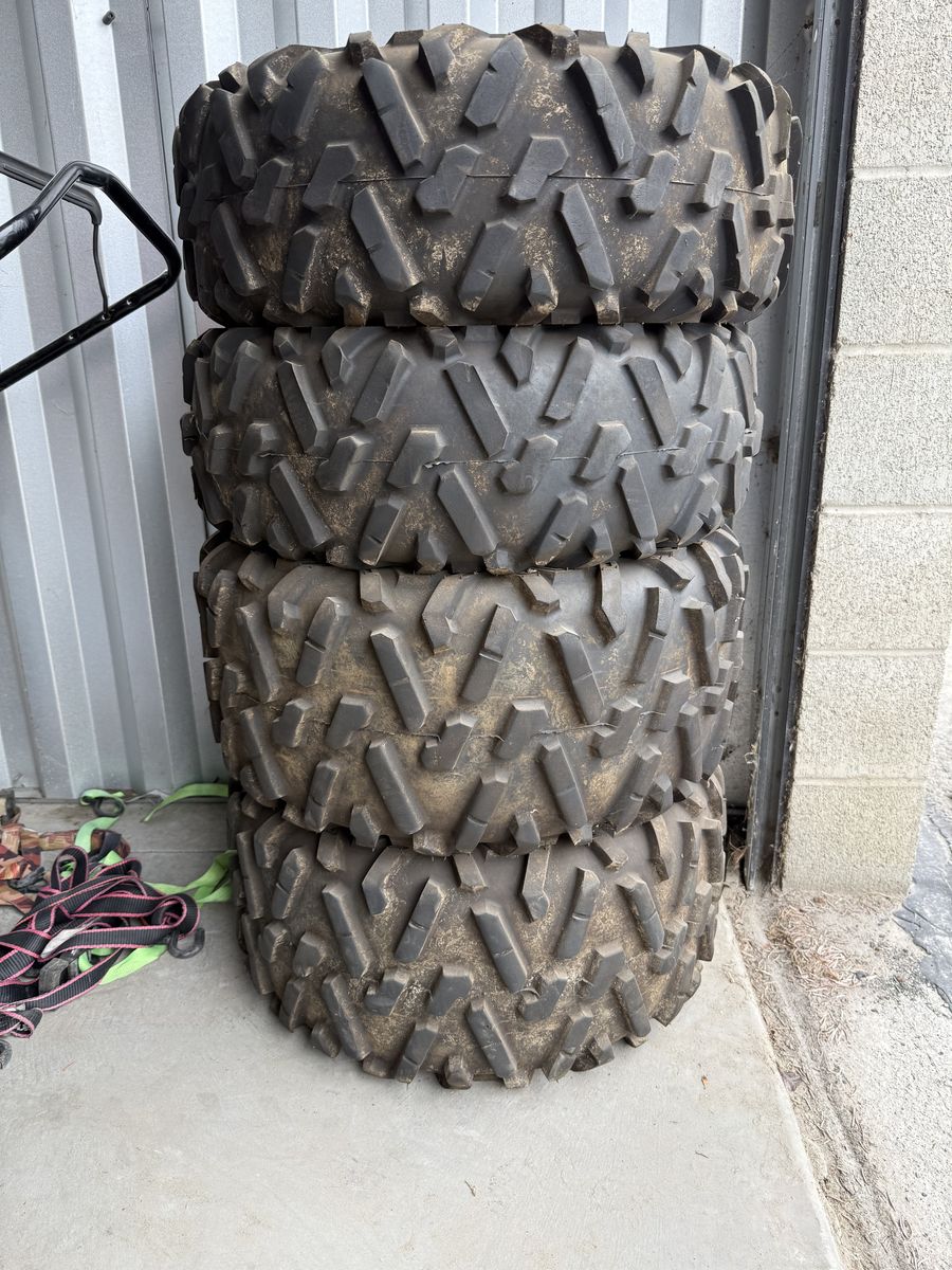 Used Maxxis Bighorn 2.0 Tires