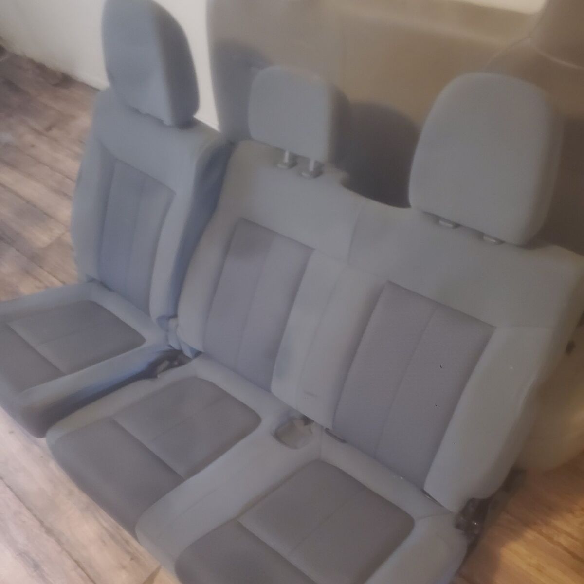 2010 ford rear seats
