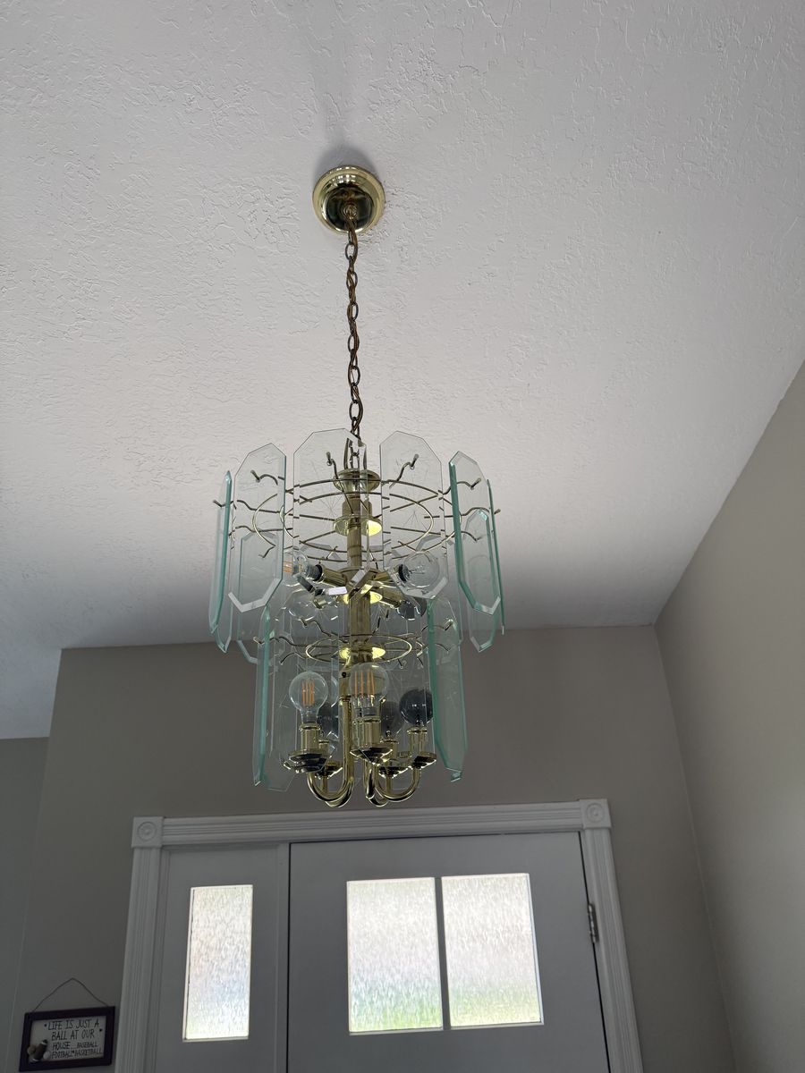 Entry crystal light
