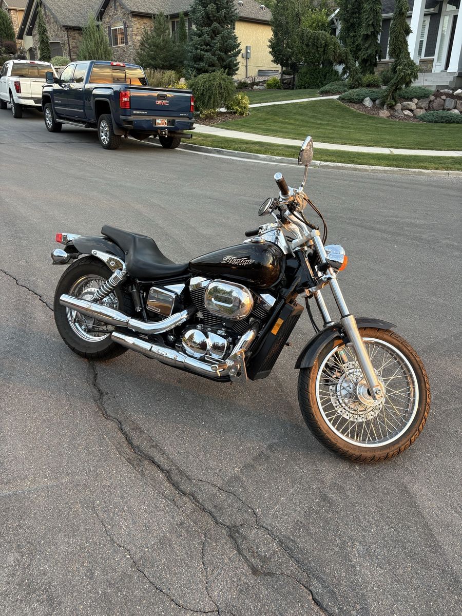 Honda Shadow Spirit Cruiser Motorcycle - 2006