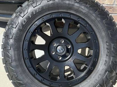 Toyo Open Country AT 295/65R20 on Fuel Vector