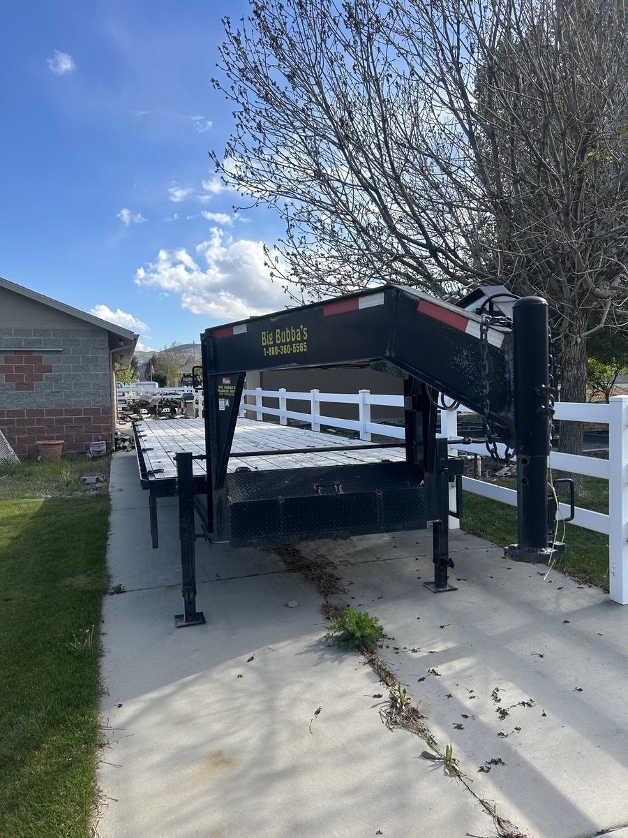 2016 Big Bubba Gooseneck Flatbed Trailer