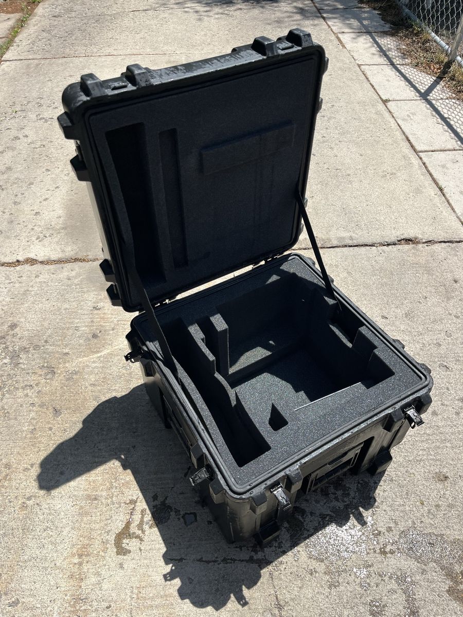 Main image 7
