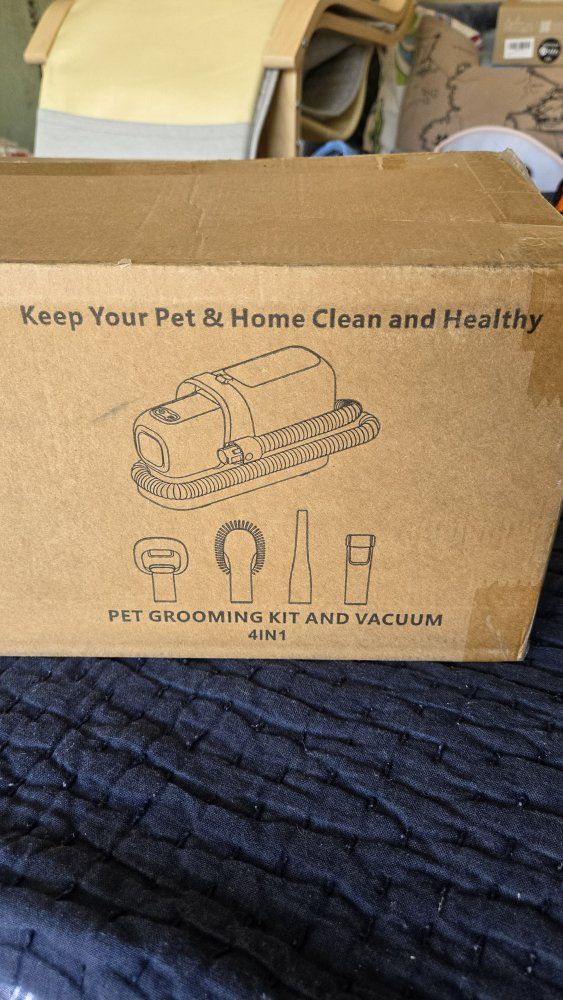 pet grooming kit and vacuum
