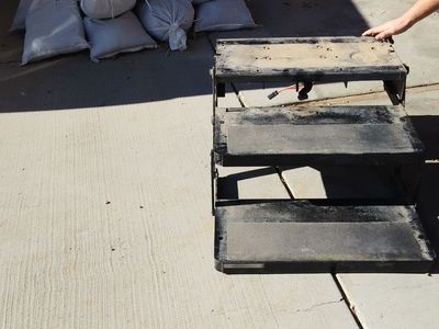 KWIKEE ELECTRIC STEPS