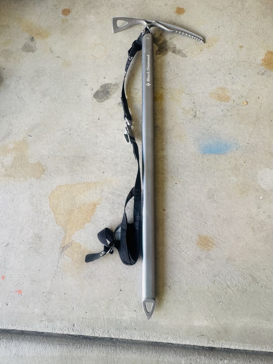 Black diamond ice axe