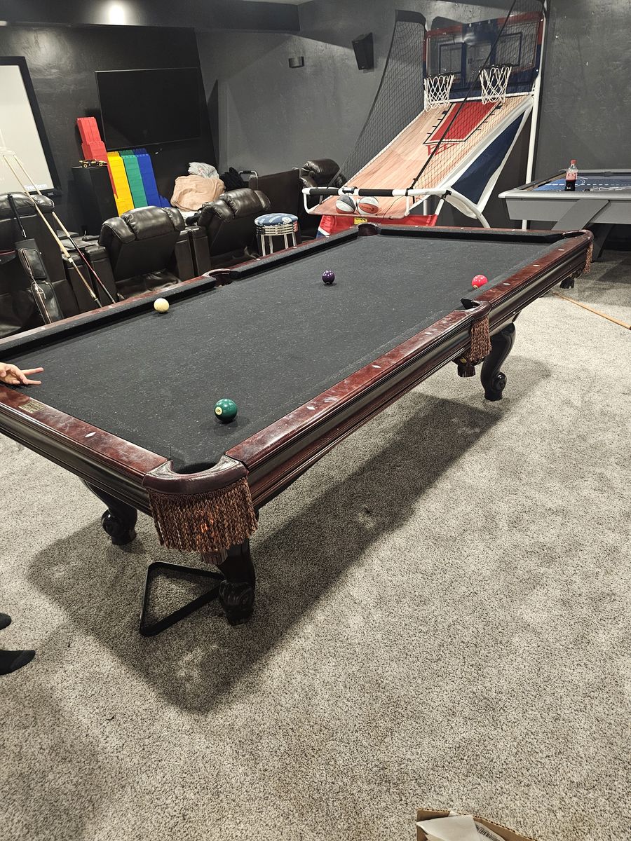 Brunswick 8' Slate Pool Table – Premium Brazilian Slate – $1,500 OBO