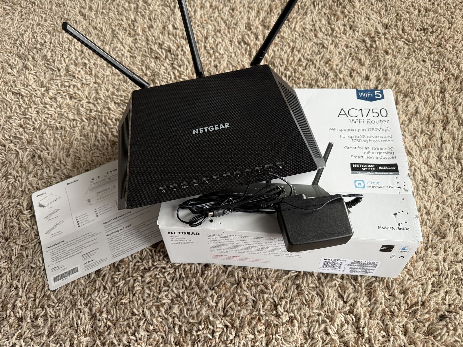 Netgear AC1750 Router.  Model R6400