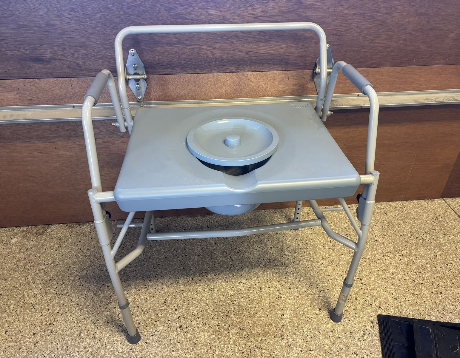 Portable Bedside Commode and Toilet Safety Rail