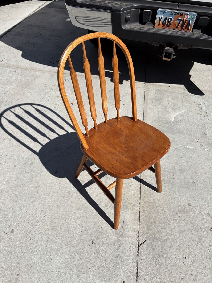 Wood chair