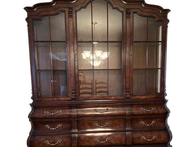 China hutch