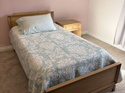 Drexel 5-pc Bedroom Set--original Finish/hardware