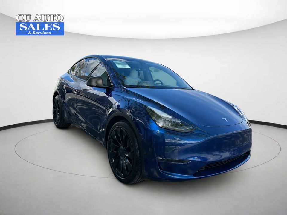 2023 Tesla Model Y Long Range