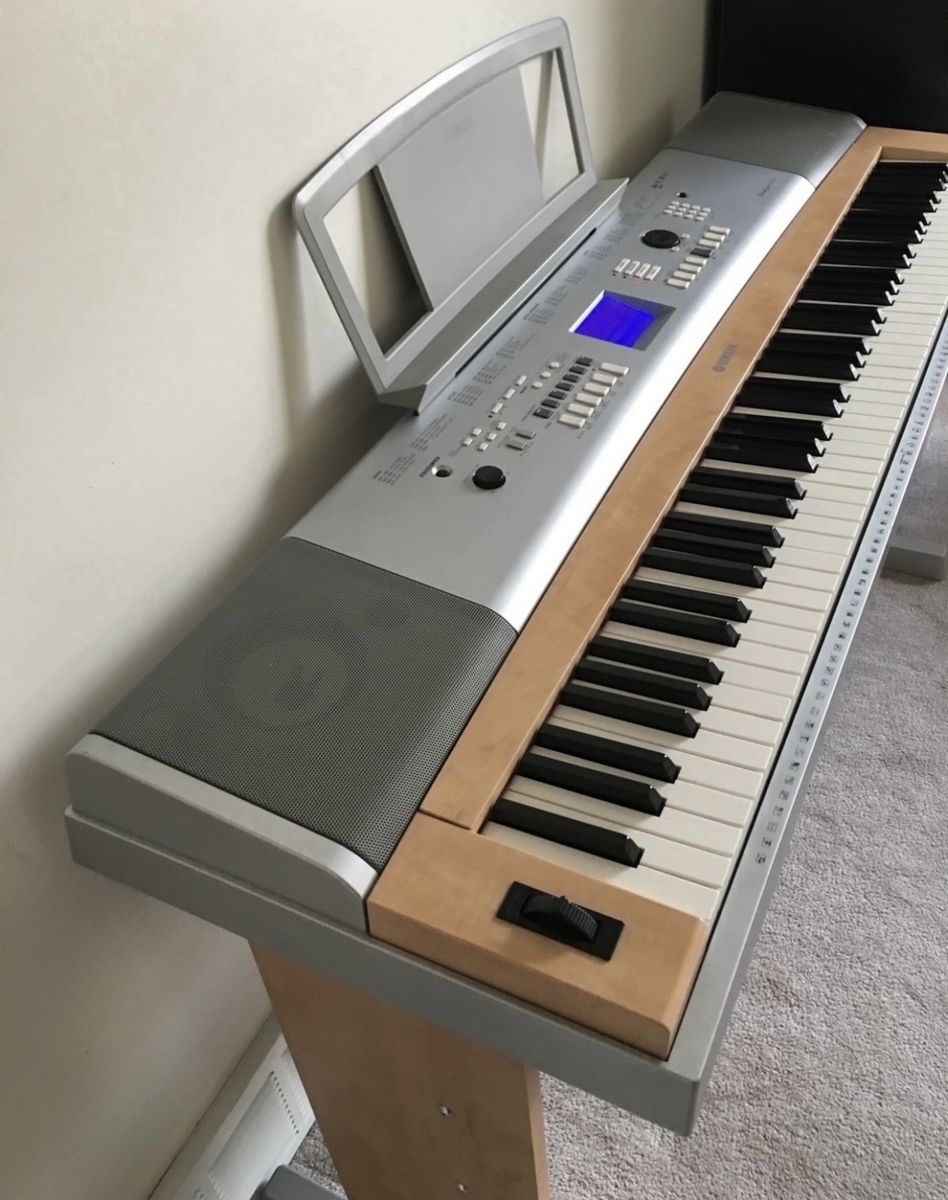 Yamaha 88 (Weighted) Graded Hammer Action Digital Piano & ETC