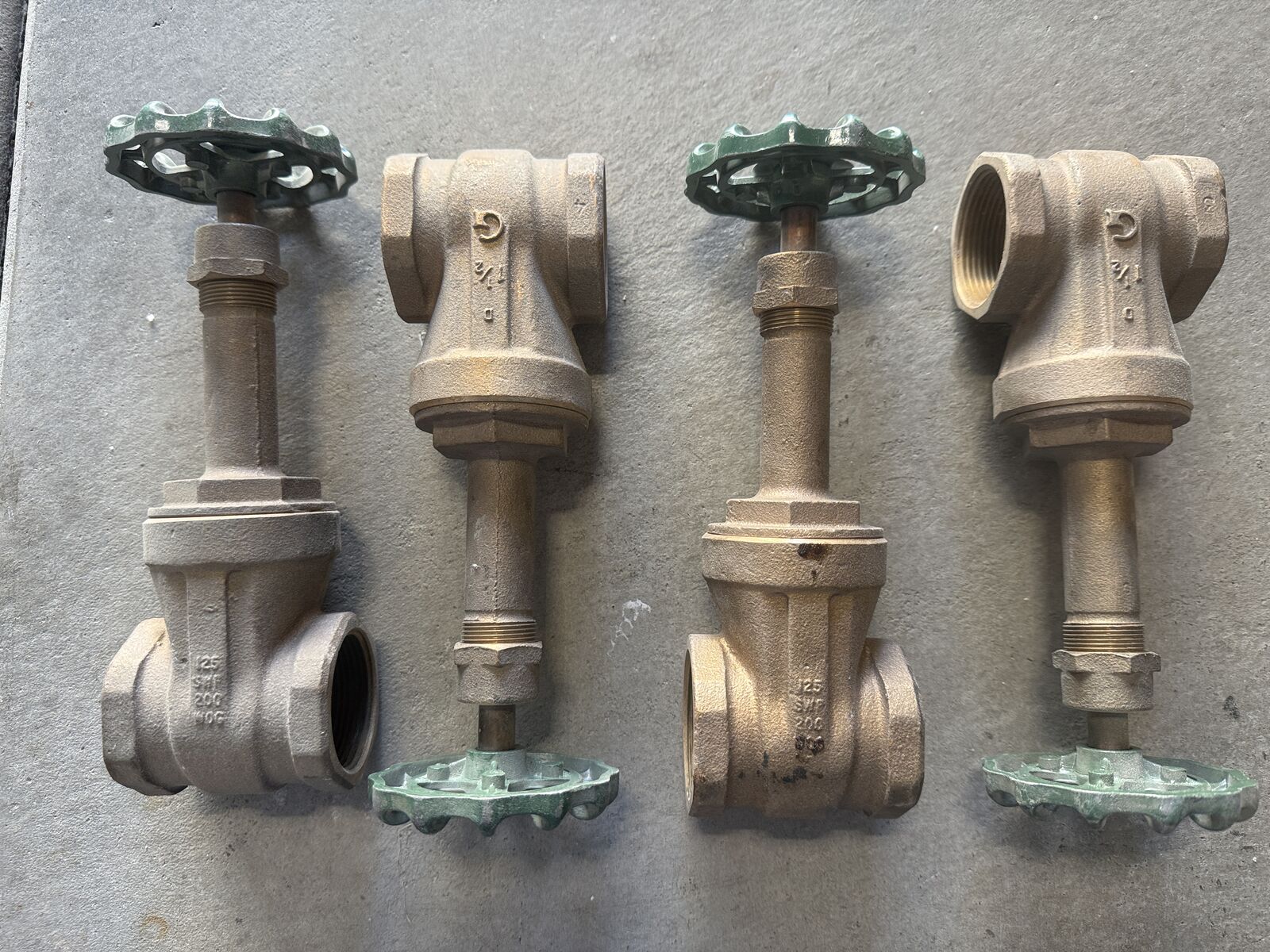 1 1/2 Inch Rising Stem Gate Valves