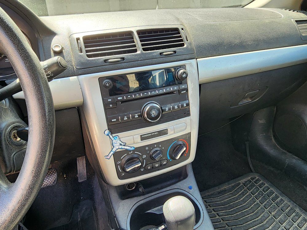 Main image 3