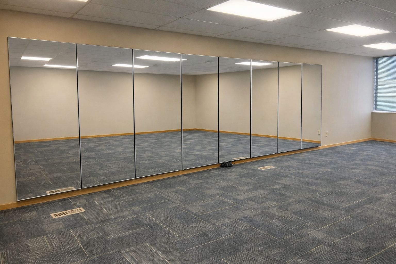 8 LARGE WALL MIRRORS-GYM/STUDIO SETUP