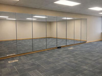 8 LARGE WALL MIRRORS-GYM/STUDIO SETUP
