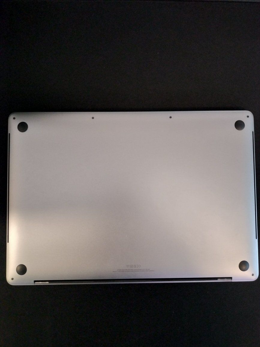 Main image 6