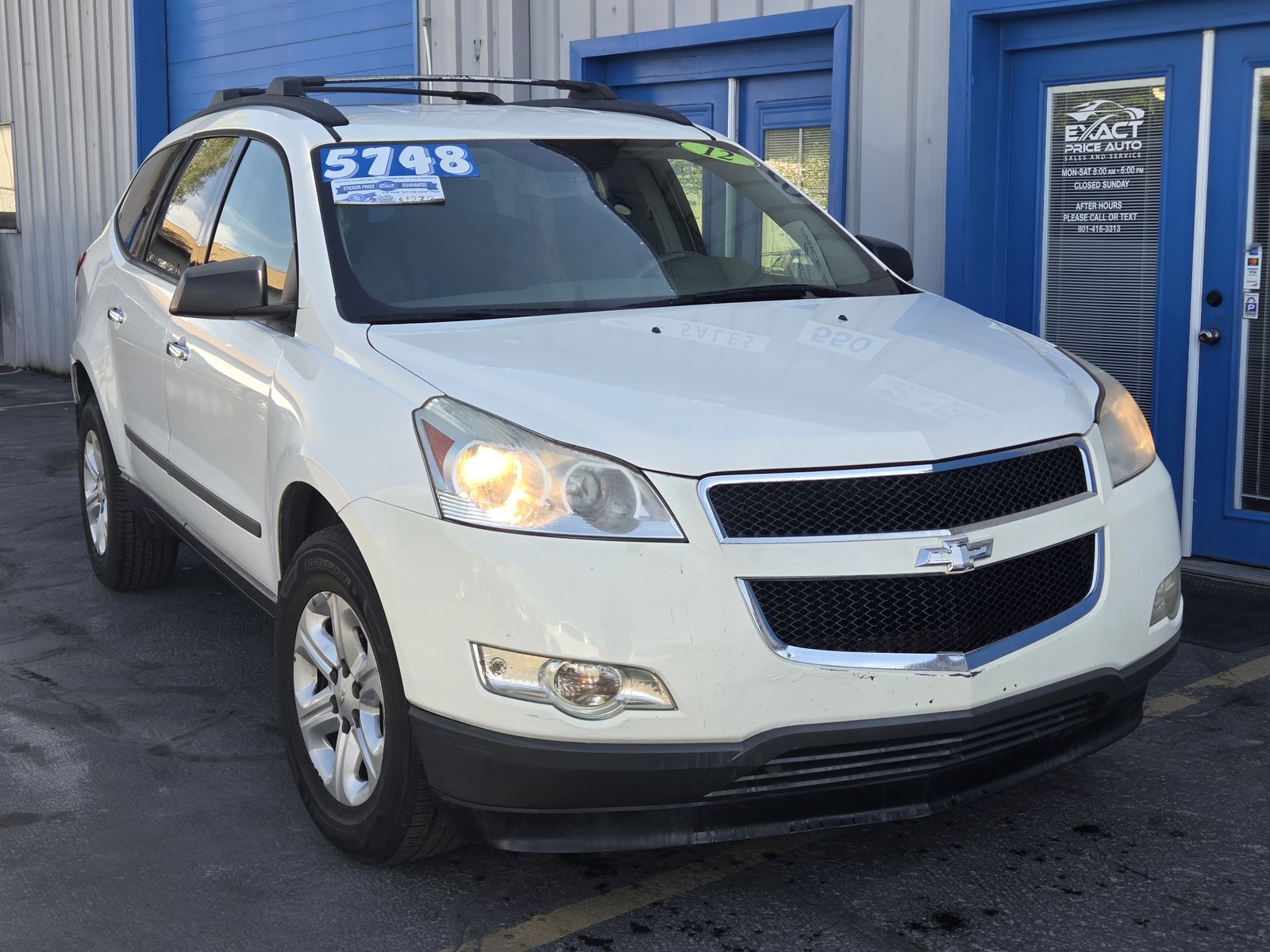 2012 CHEVROLET TRAVERSE LS