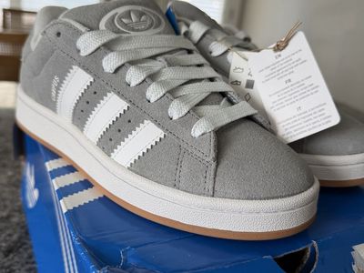 New adidas campus 00s grey shoes size 6m/7w