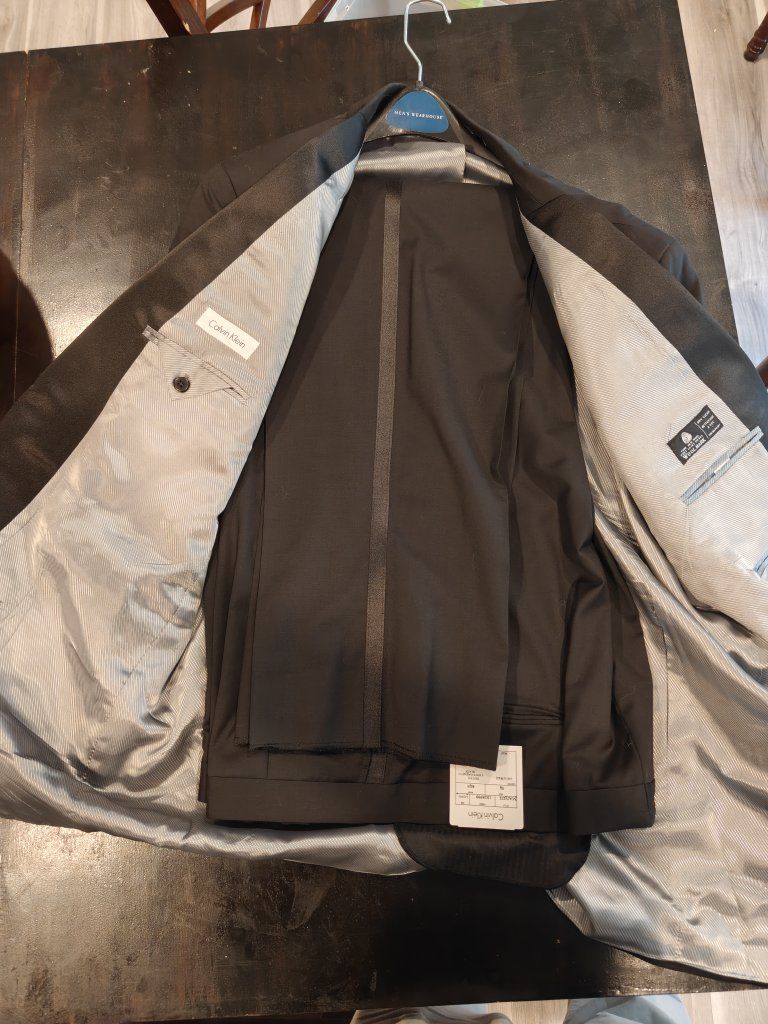 Main image 3