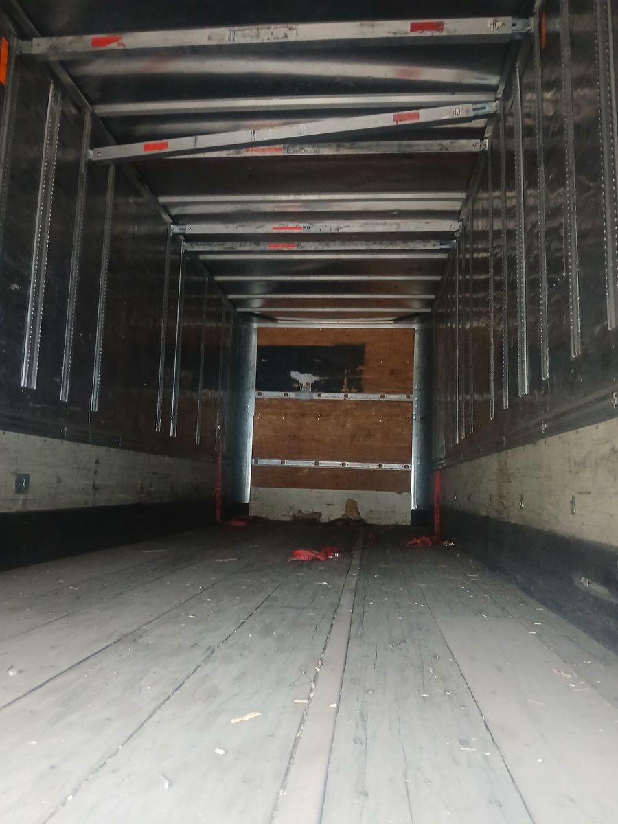 28ft dry van trailer