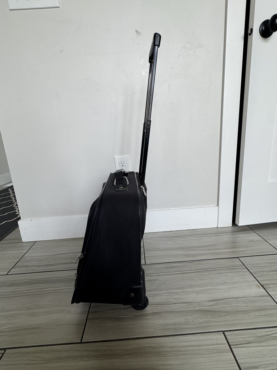 Main image 4