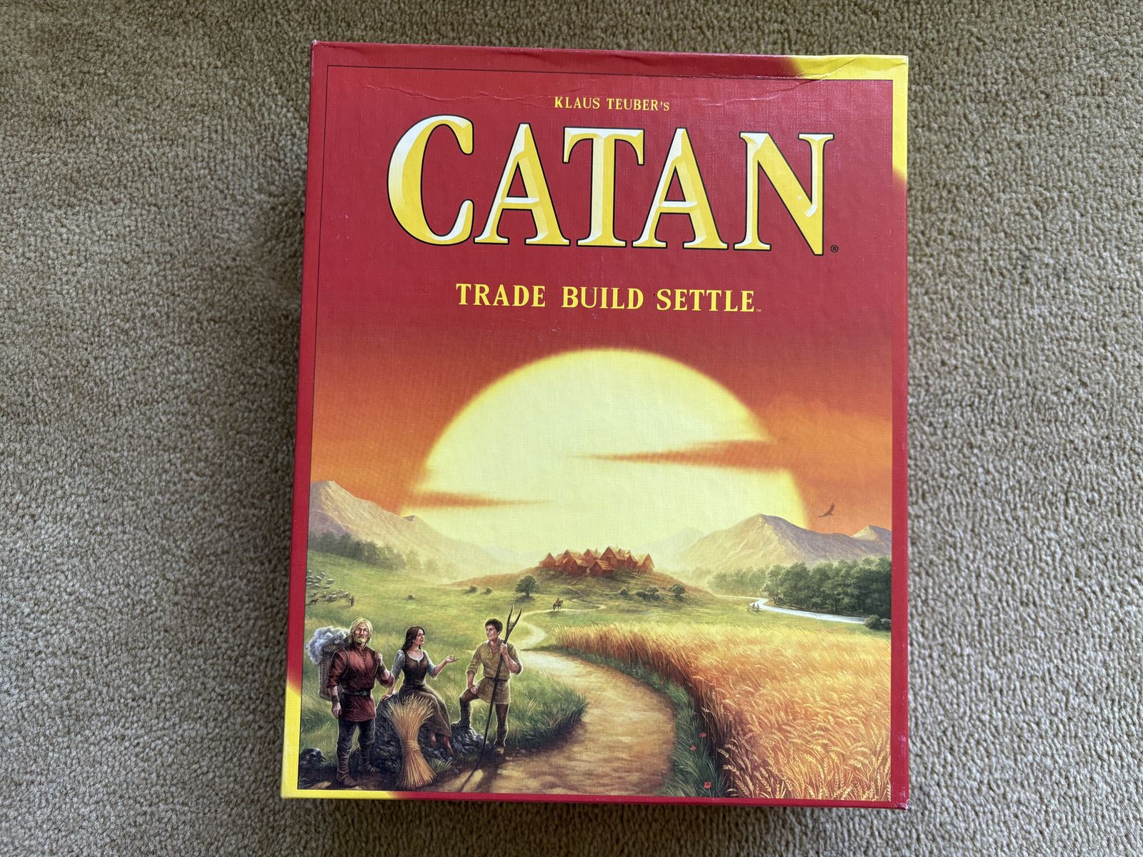 NEW/COMPLETE 2019 Settlers of Catan Game