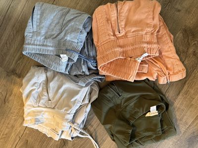 4 pair Athleta pants Size 10