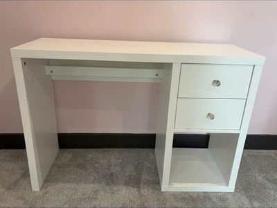 White Ikea Kallax desk with drawers excellent condition