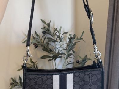 Coach Hadley cross body bag