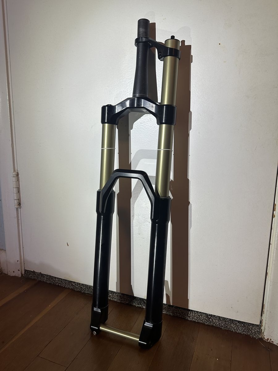 Intend Ebonite Bandit Fork 160mm 29"