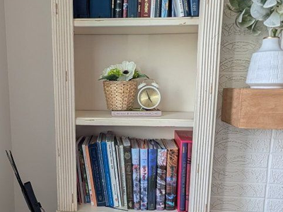 Left and Right Book shelf/ Entertainment Center Piers