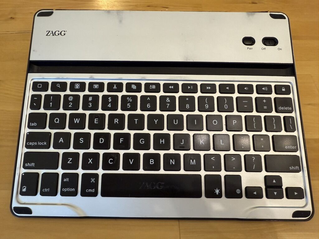 Zagg Wireless Keyboard With Case