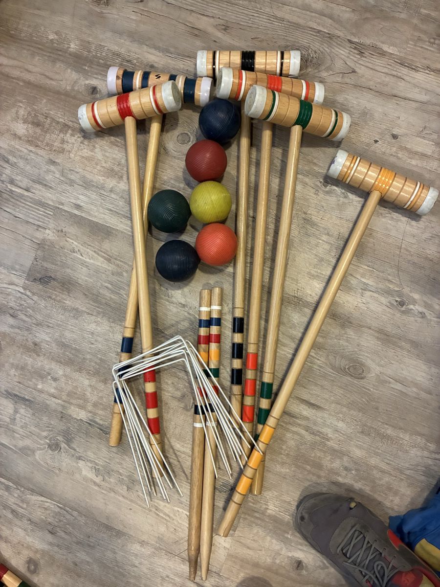 Vintage Wooden Croquet Set - Complete Outdoor Game with 6 Mallets, Balls & Wickets