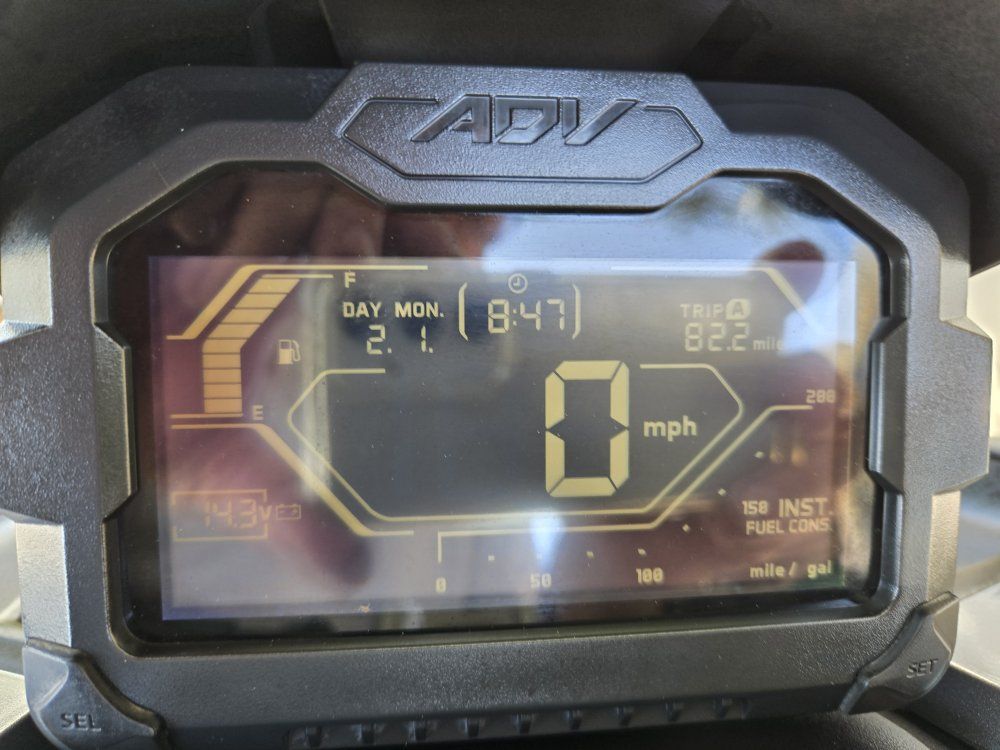 Main image 6