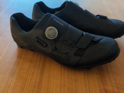 Shimano XC5 Black Cycling Shoes with BOA Dial System size 45