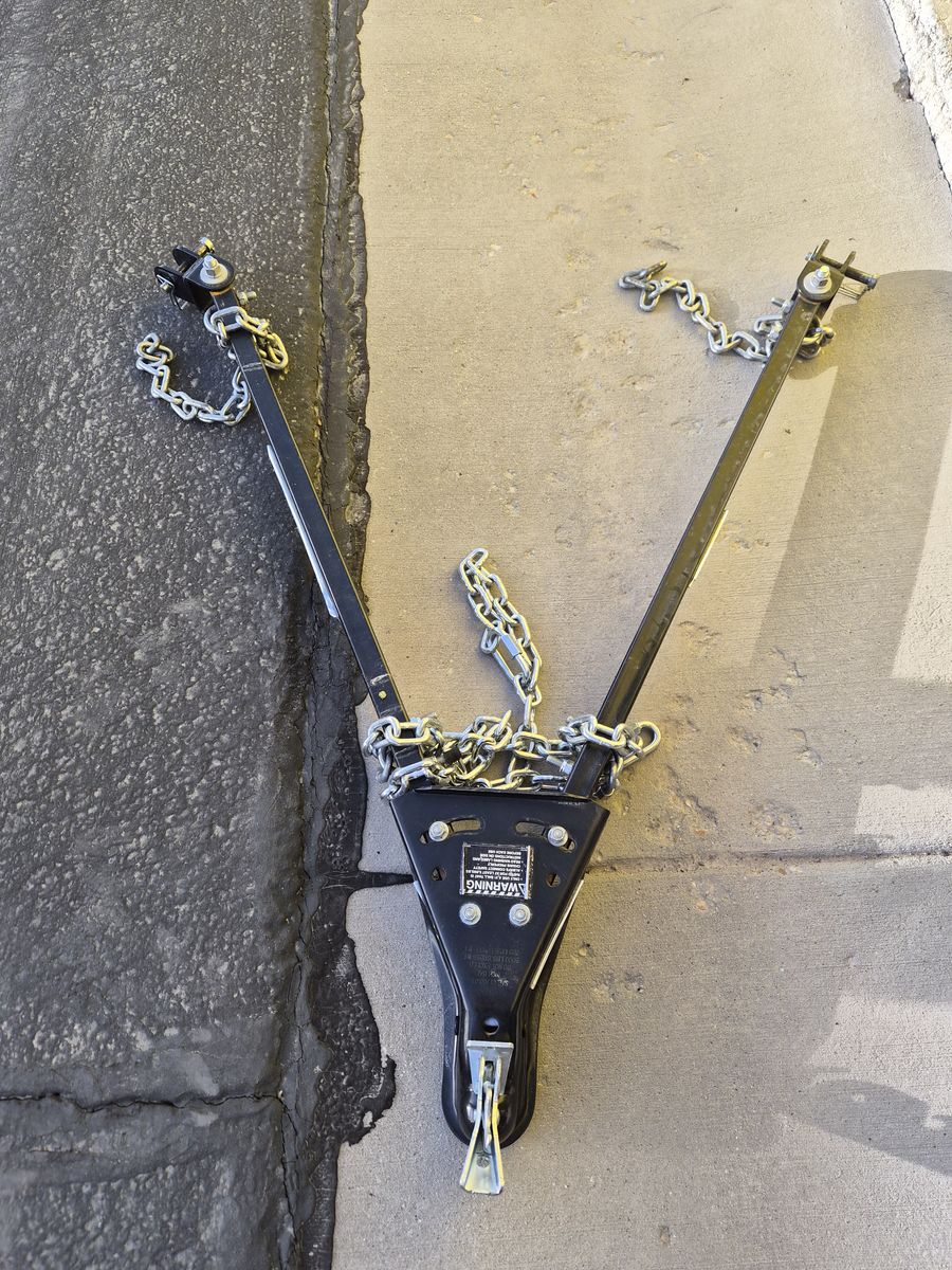 Flat tow bar