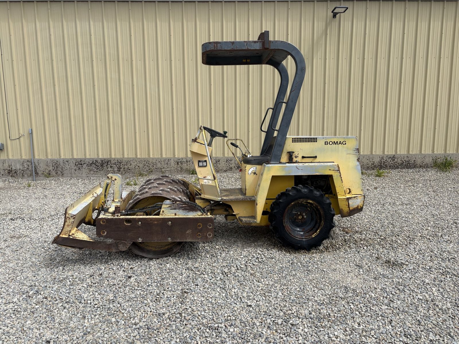 1995 Bomag roller compactor