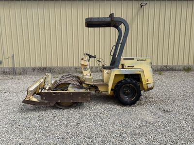 1995 Bomag roller compactor