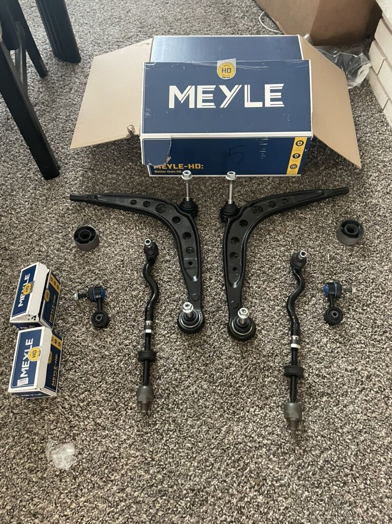 BMW E36 Front End Refresh Kit 8 Piece