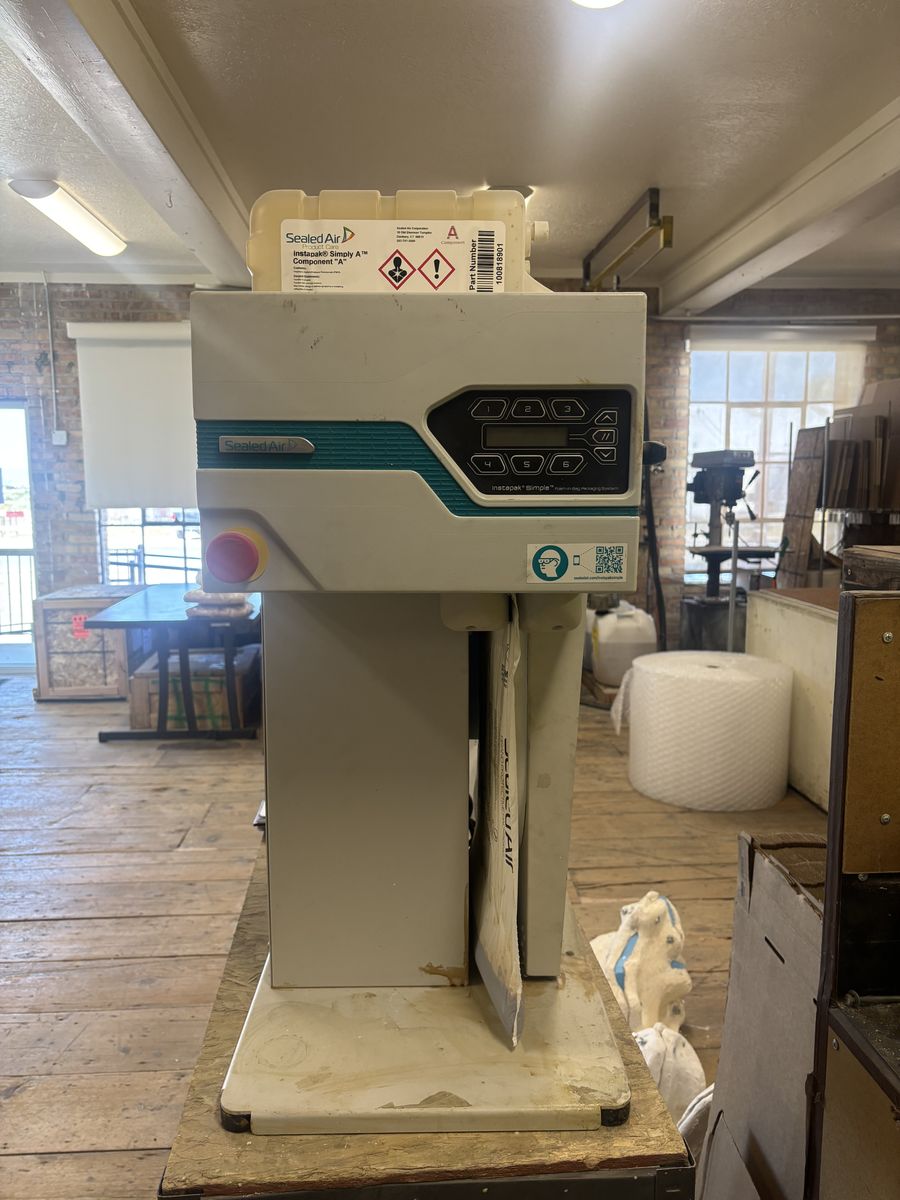 SealedAir - InstaPak - Foam Packing System
