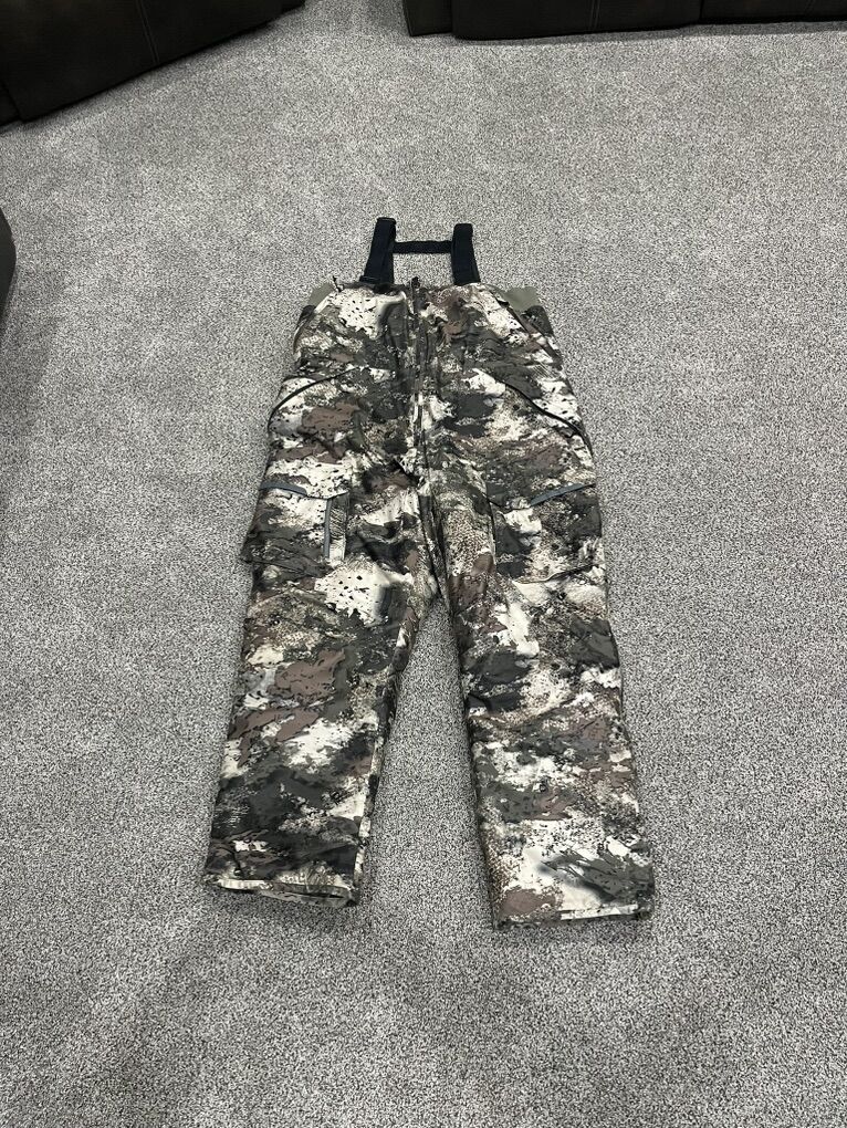 Cabelas hunting Bibs