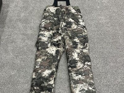 Cabelas hunting Bibs